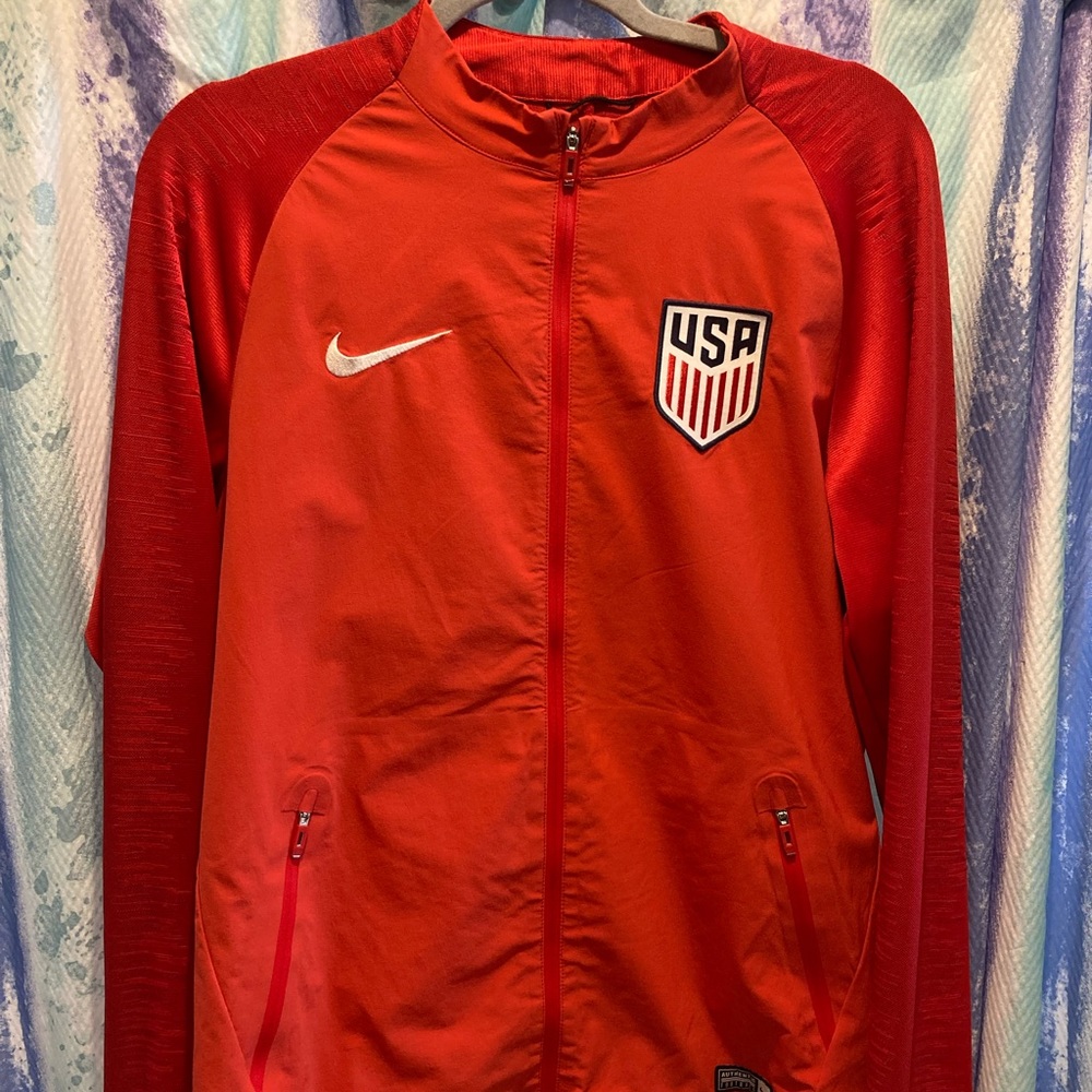 Nike USA Soccer Jacket - men size medium